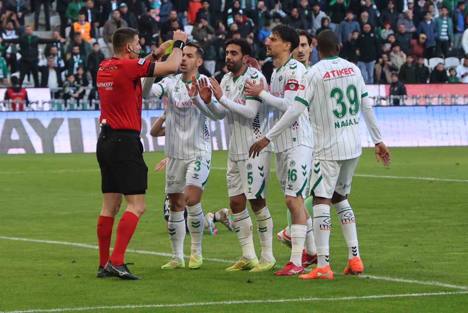 Trendyol Süper Lig: Konyaspor: 1 - Kasımpaşa: 1 (Maç sonucu)
