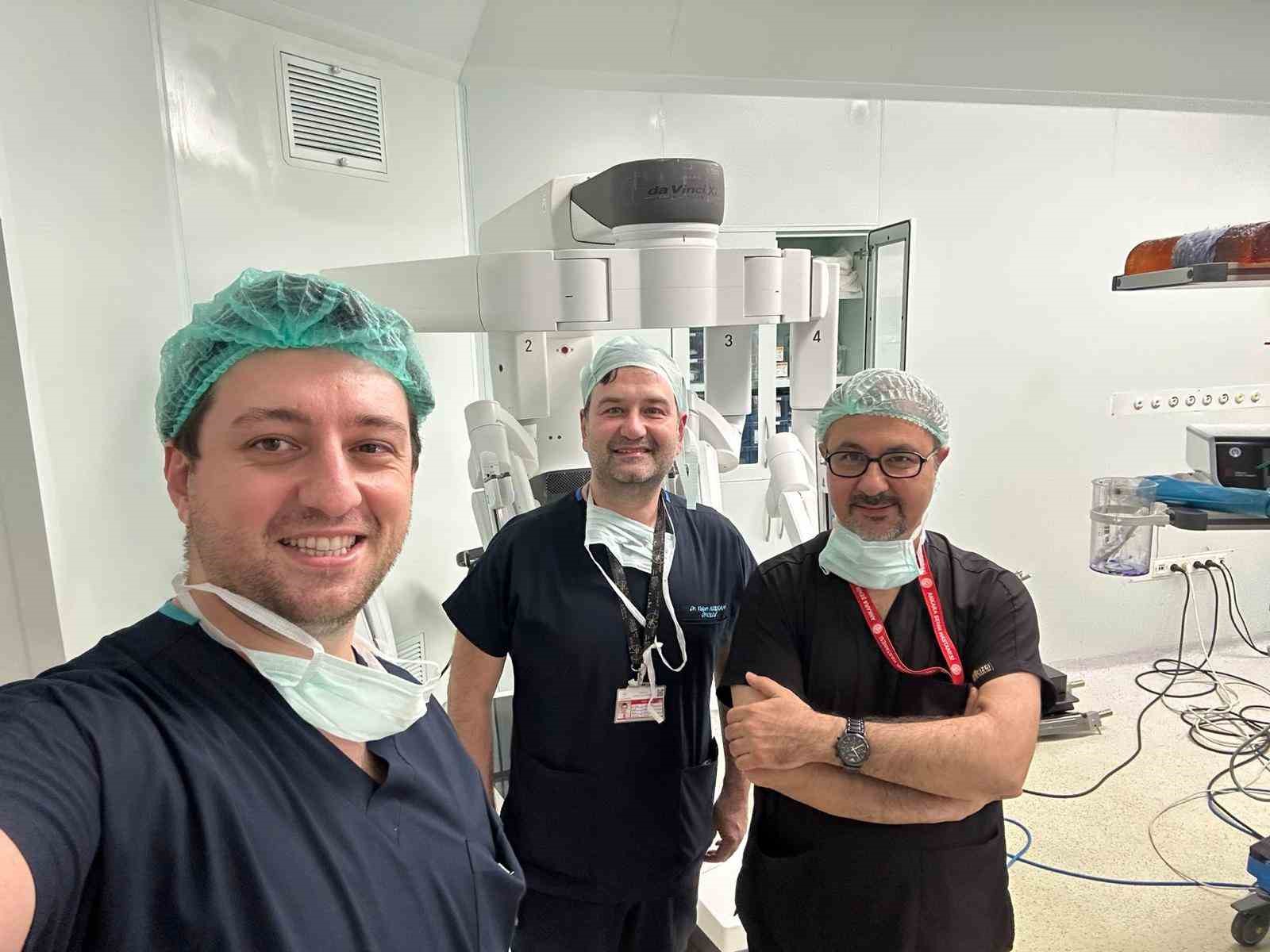 Mesane kanserine robotik çözüm: ’Kalp gibi mesane’ ile yeniden hayata başladı
