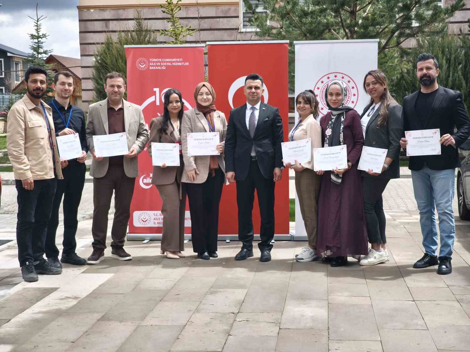 ANKA çocuk destek programı Erzurum bölge toplantısı tamamlandı
