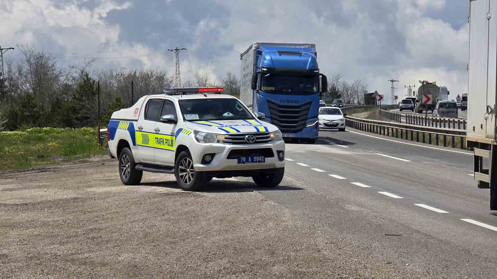 Kurban Bayramı dönüş trafiği için ağır tonajlı araçlara kısıtlama
