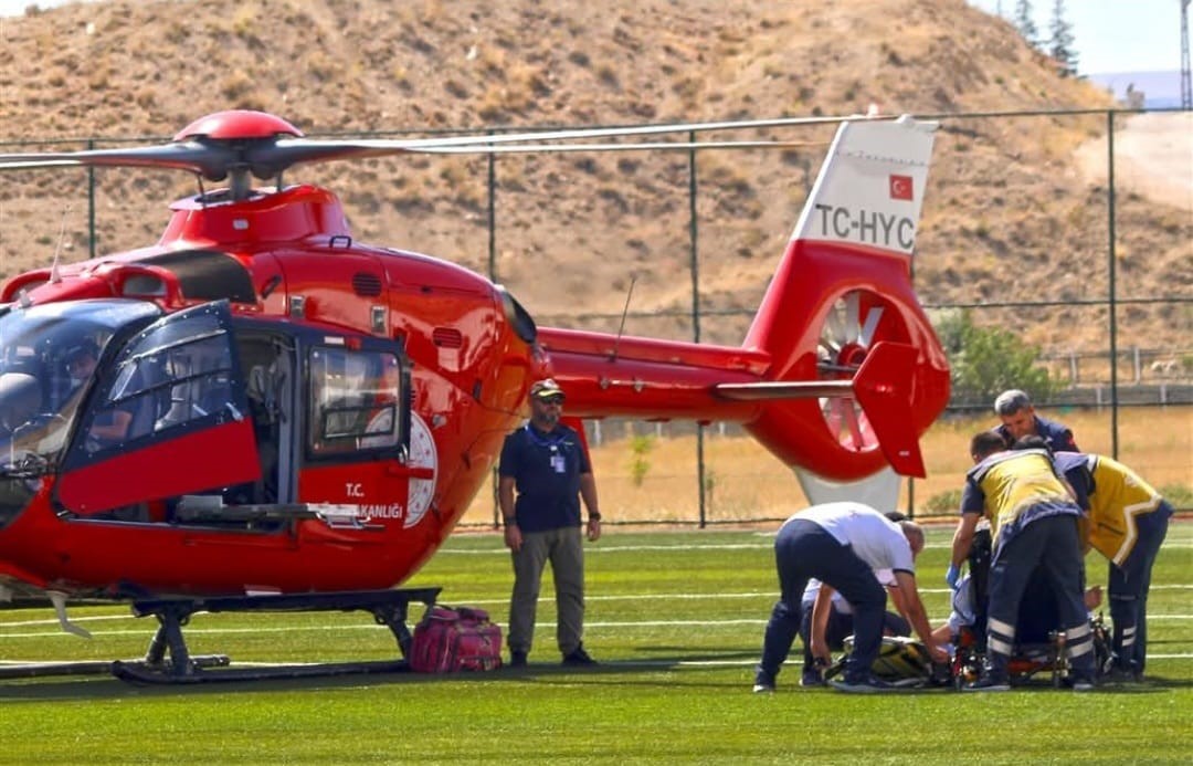 Malatya’da ambulans helikopter 82 yaşındaki hasta için havalandı
