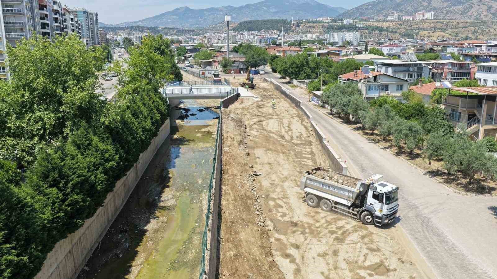 Doğu Aydın Bulvarı ve Tabakhane Deresi Köprüsü projesinde çalışmalar sürüyor
