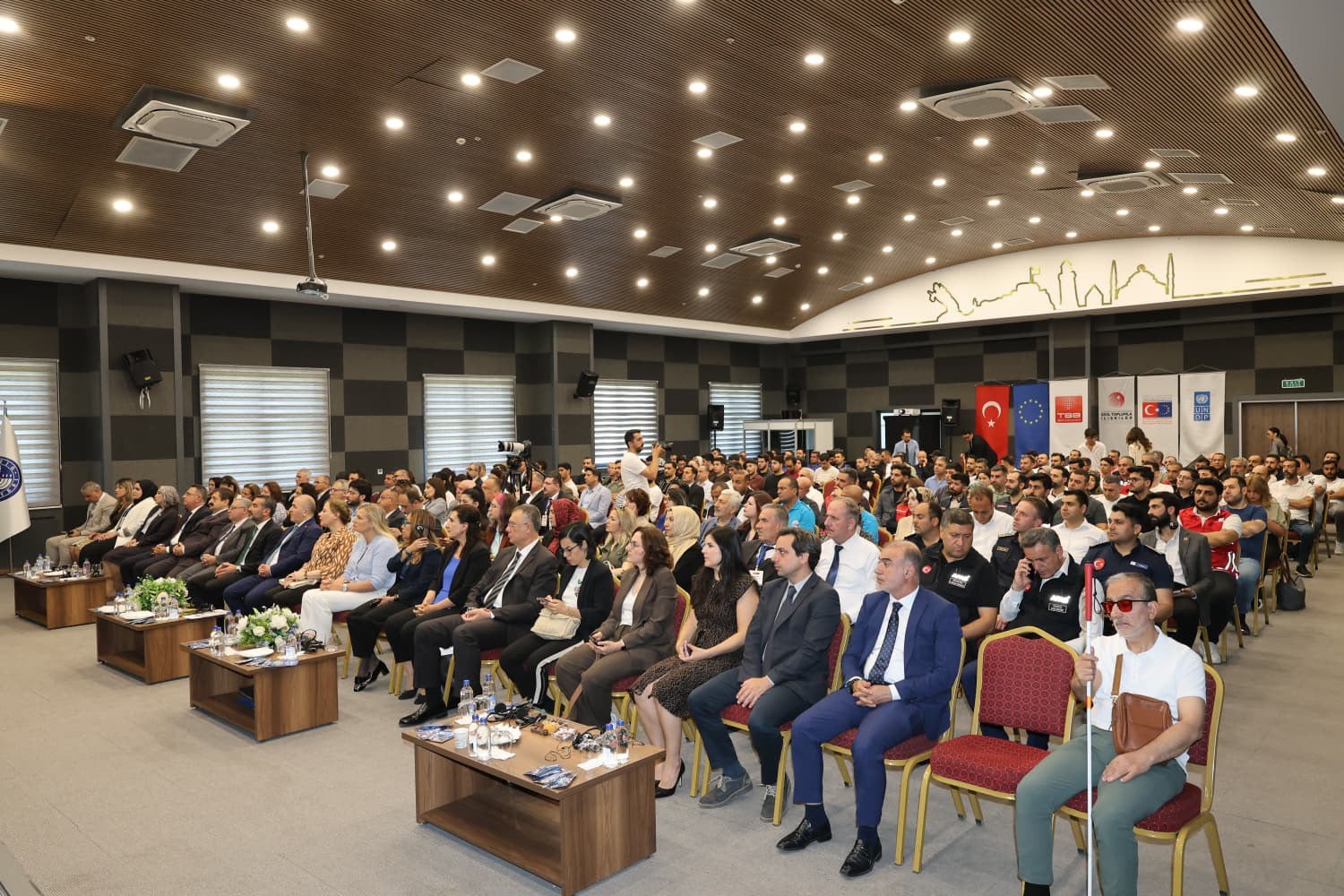 Elazığ’da ‘Sivil Katılım Zirvesi’ gerçekleştirildi
