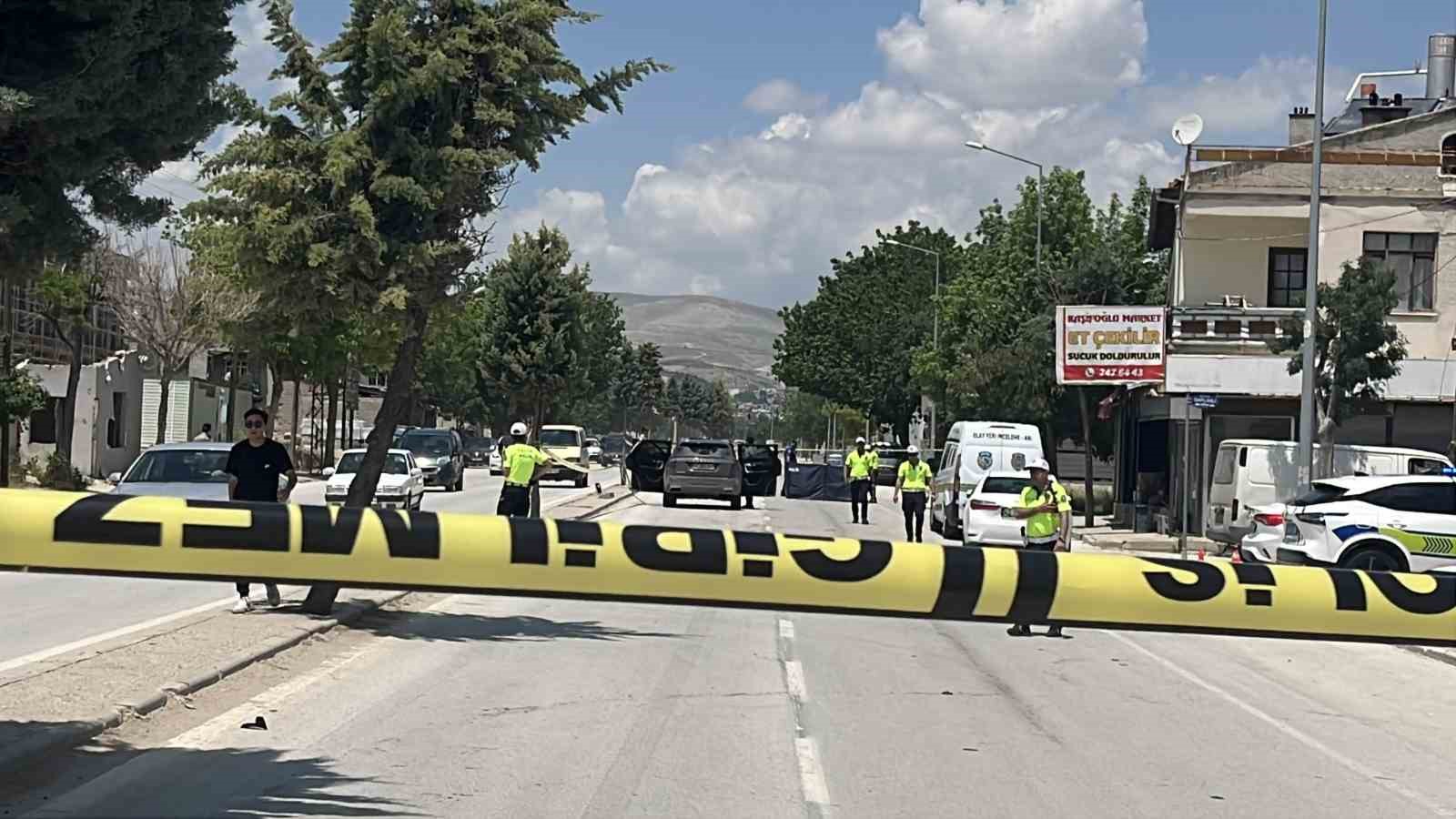 SUV aracın çarptığı yaya hayatını kaybetti
