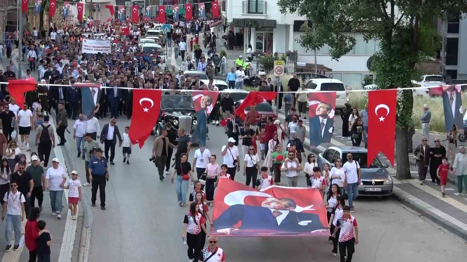 Amasya’da F-16’lardan nefes kesen gösteri
