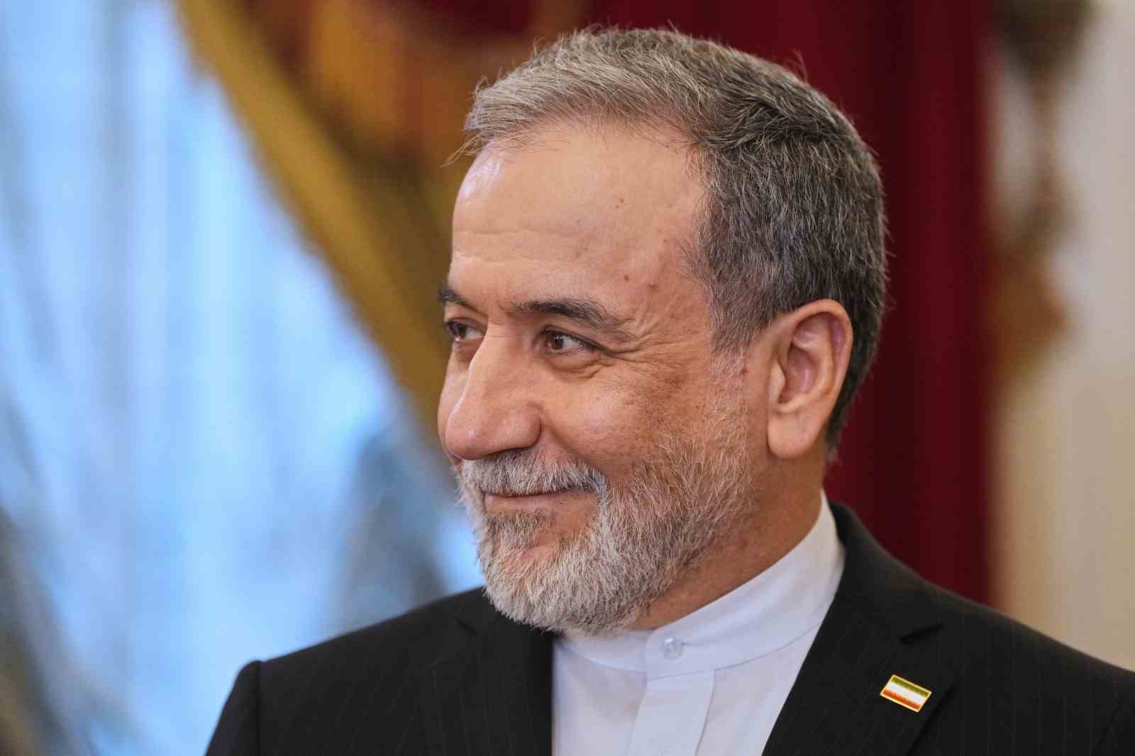 Arakçi: "(ABD ile) Anlaşma iki aşamadan oluşuyor, nükleer konuları ikinci aşamaya taşıdık"
