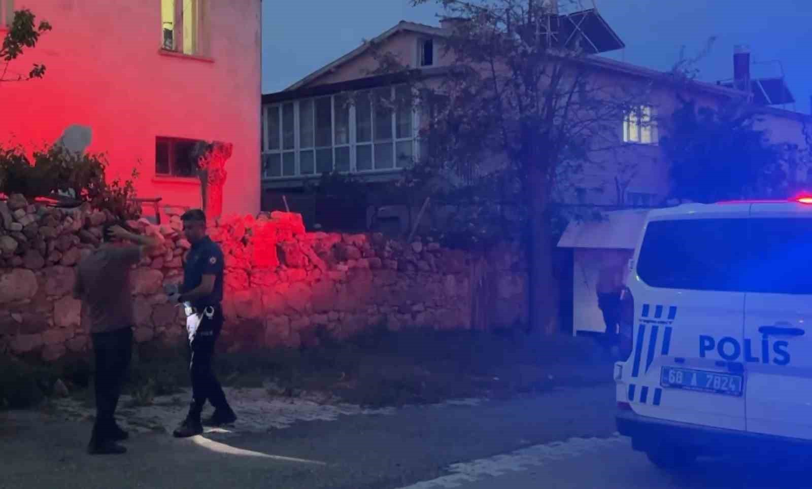 Tabancayla evine ateş açtı, kadın ve çocukları KADES çağrısı ile polis kurtardı
