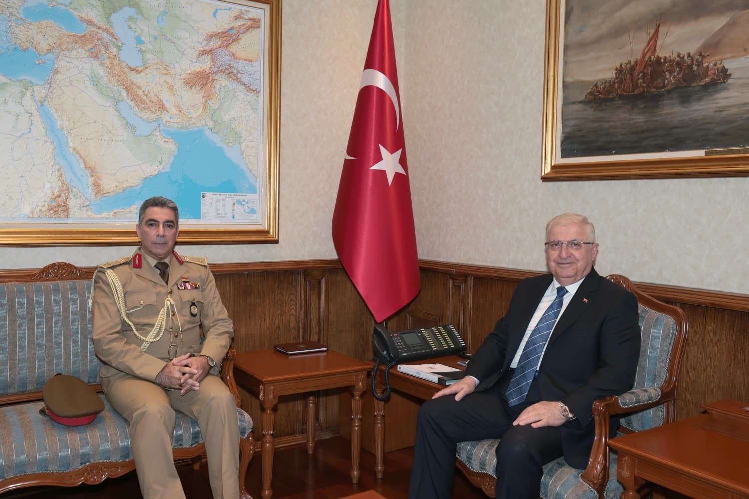 Bakan Güler, Irak’ın Ankara Askerî Ataşesi’ni kabul etti

