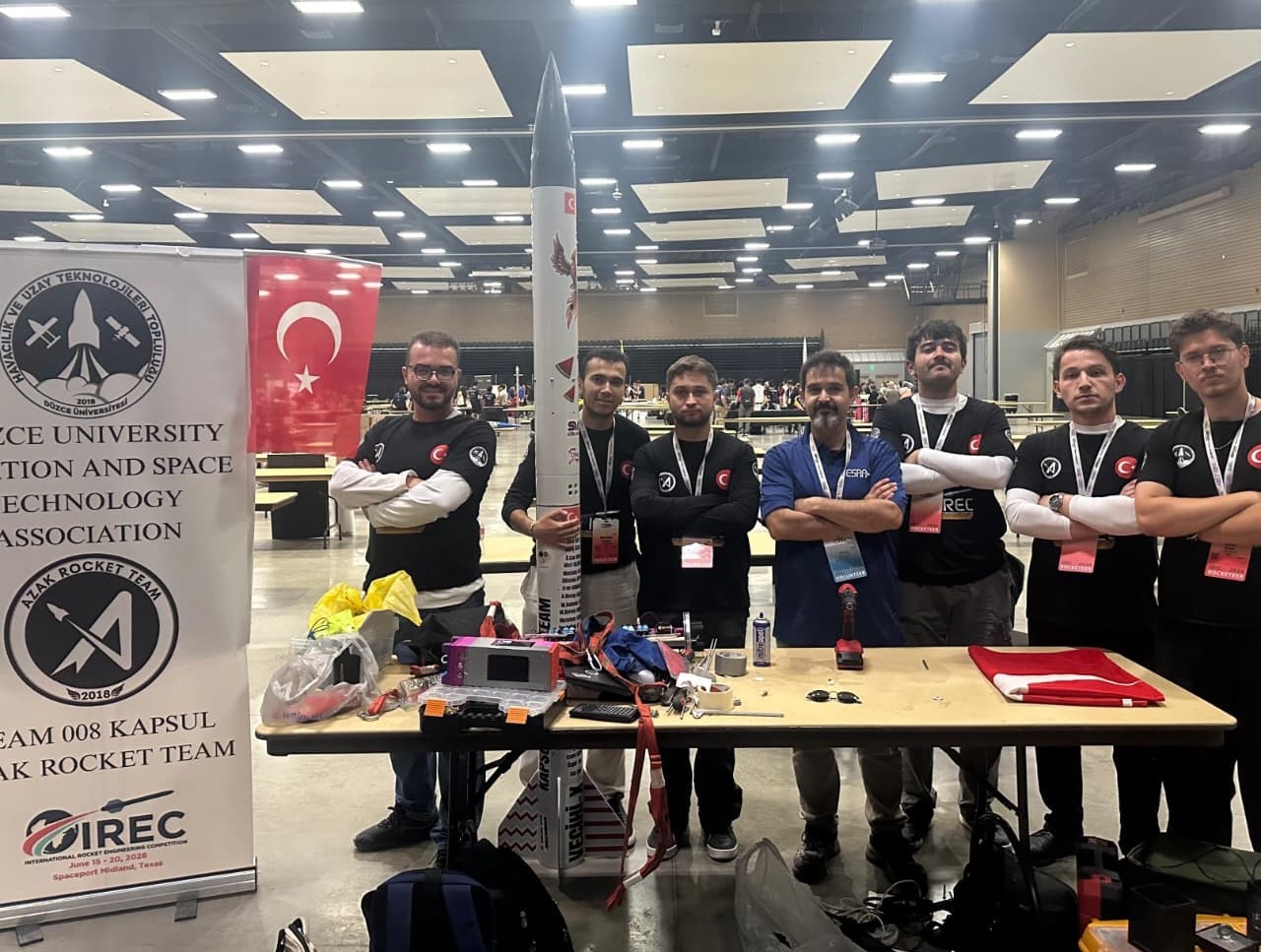 Kapsül Azak Rocket Team ABD’de dünya birincisi oldu
