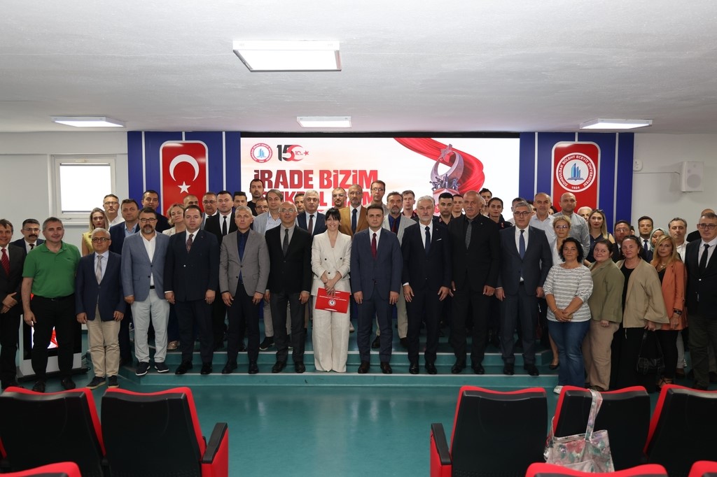 BEUN’da "10. Yılında 15 Temmuz: Milli Birlik ve Demokrasi Zaferi" konferansı
