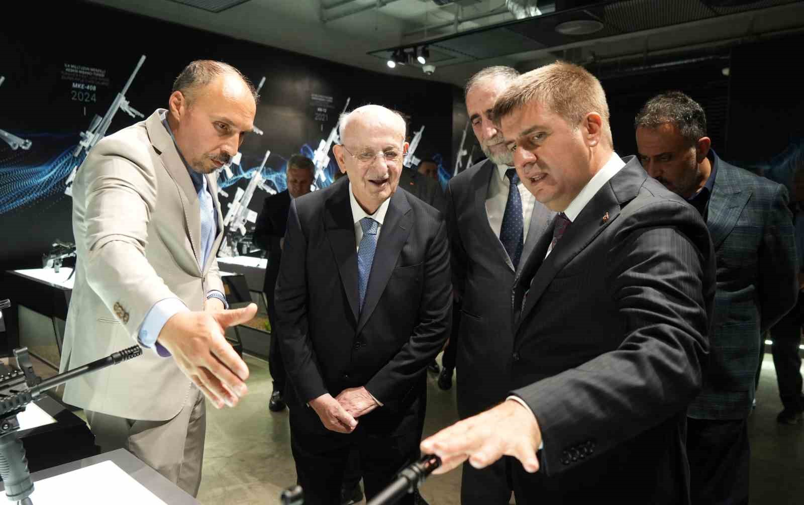 İsmail Kahraman MKE Silah Müzesine hayran kaldı: "Türkiye’nin büyüklüğünü ifade eden fevkalade bir eser"
