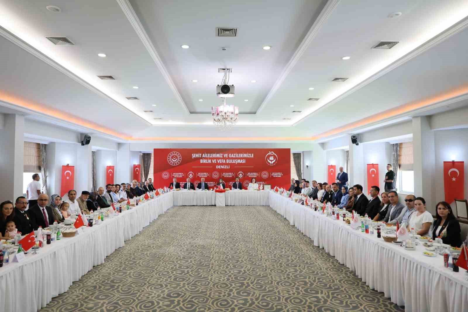 Bakan Göktaş: "Biz hiçbir annenin tekrar gözyaşı dökmesini istemiyoruz"

