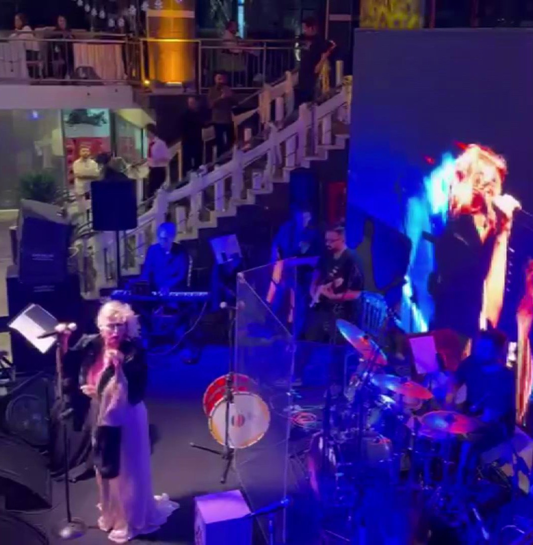 Diyarbakır’da yağmura rağmen müzik susmadı: Niran Ünsal’dan 30 Ekimde telafi konseri
