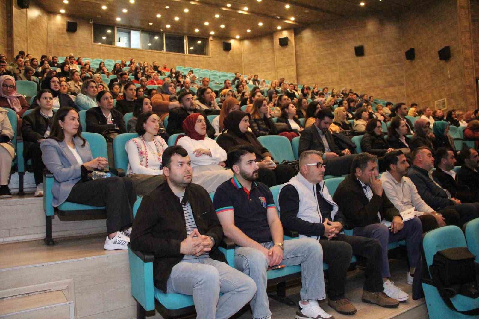 Tekirdağ’da personele afet farkındalık eğitimi verildi
