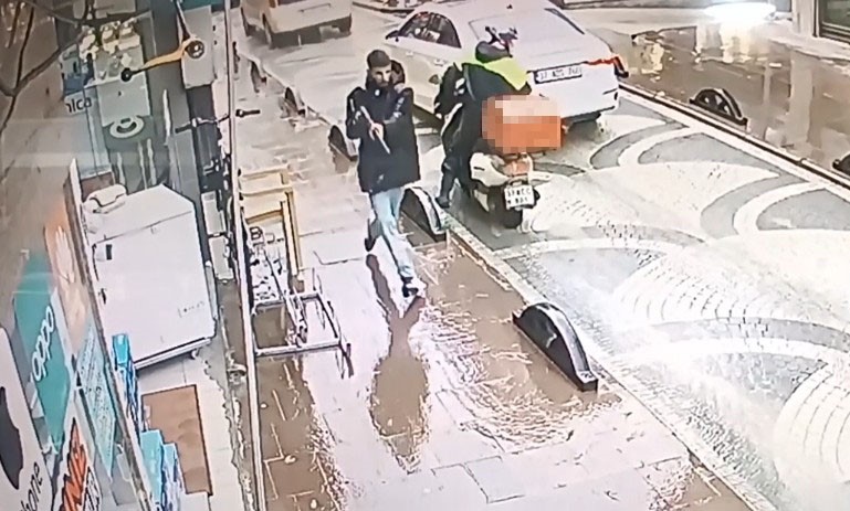 Etrafa ateş açıp 4 kişiyi yaralayan şahıs yakalandı
